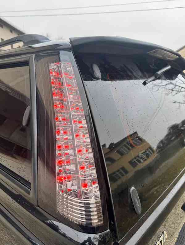 Toyota Hilux 3,0D4D Hardtop s LED 129kw - foto 7