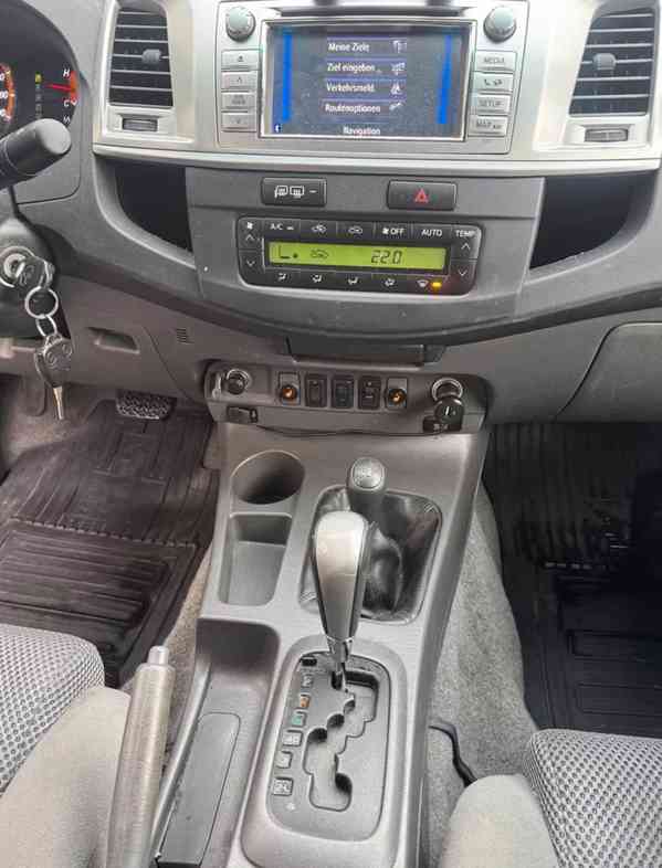 Toyota Hilux 3,0D4D Hardtop s LED 129kw - foto 8