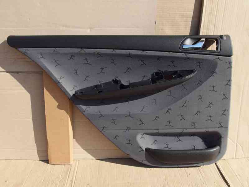 Čalounění dveří Škoda Fabia I combi - foto 4