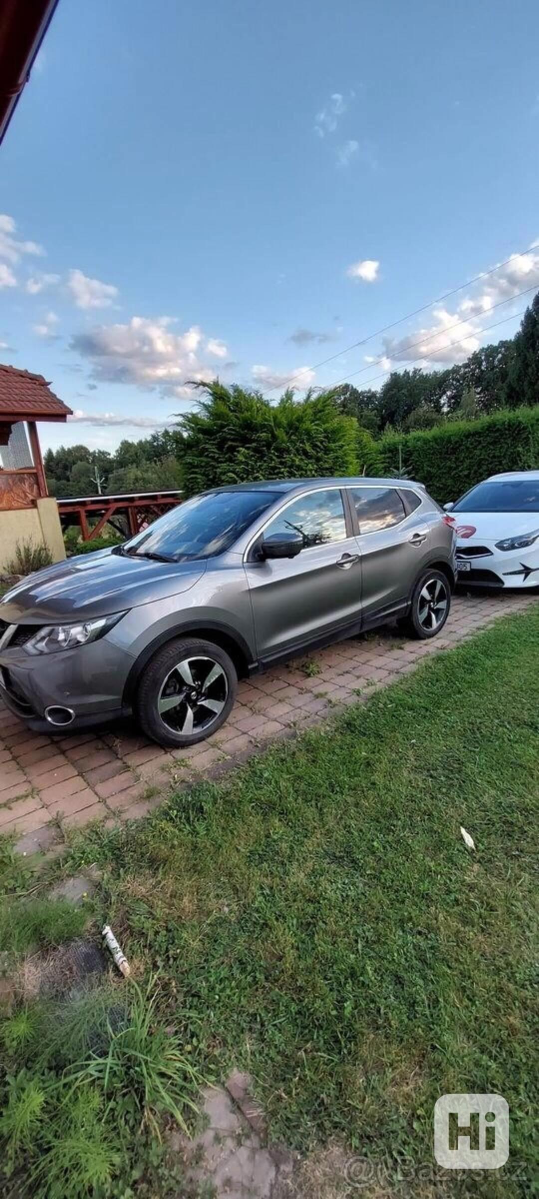 Nissan Qashqai 1,2   DIG-T (85 kW), rok 2017 - foto 1