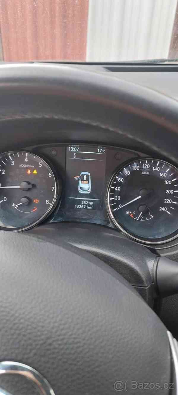 Nissan Qashqai 1,2 DIG-T (85 kW), rok 2017 - foto 4