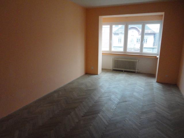 Pronájem 3+1, ulice Merhautova, Černá Pole, 80 m2, balkon, k - foto 2