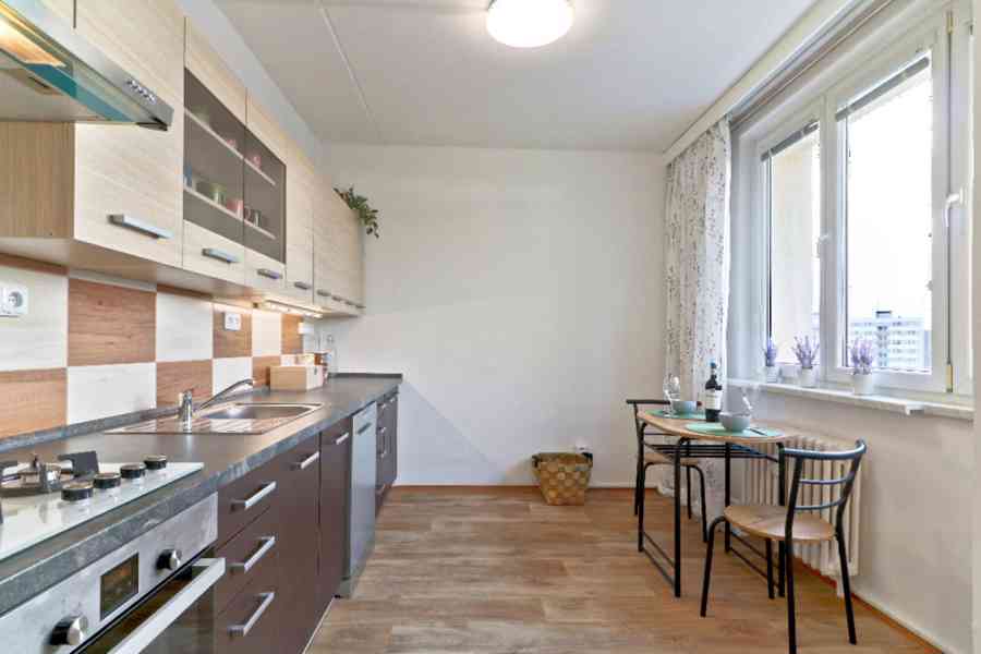 BJ Trutnov, 3+1/B + sklep 5. NP., 74 m2 - foto 6