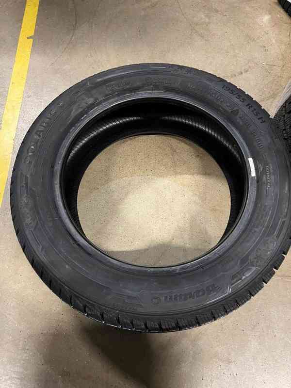 Zimní pneumatiky BARUM POLARIS 5 195/55 R15 85H - foto 4