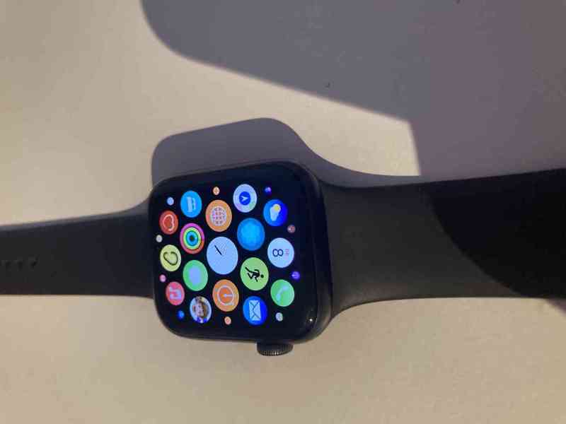 Apple Watch SE 44mm - foto 6
