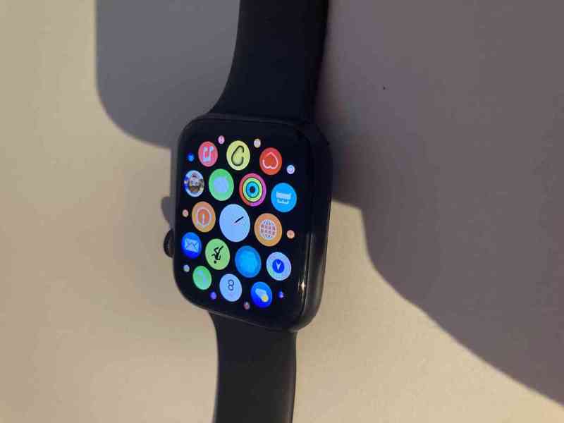Apple Watch SE 44mm - foto 3