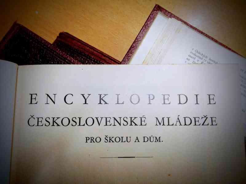 Encyklopedie Československé mládeže ČSR - foto 9