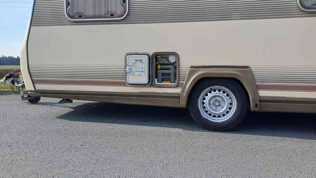 Karavan Tabbert Sportiv 445+ toaleta + nová STK + 100km/h - foto 6