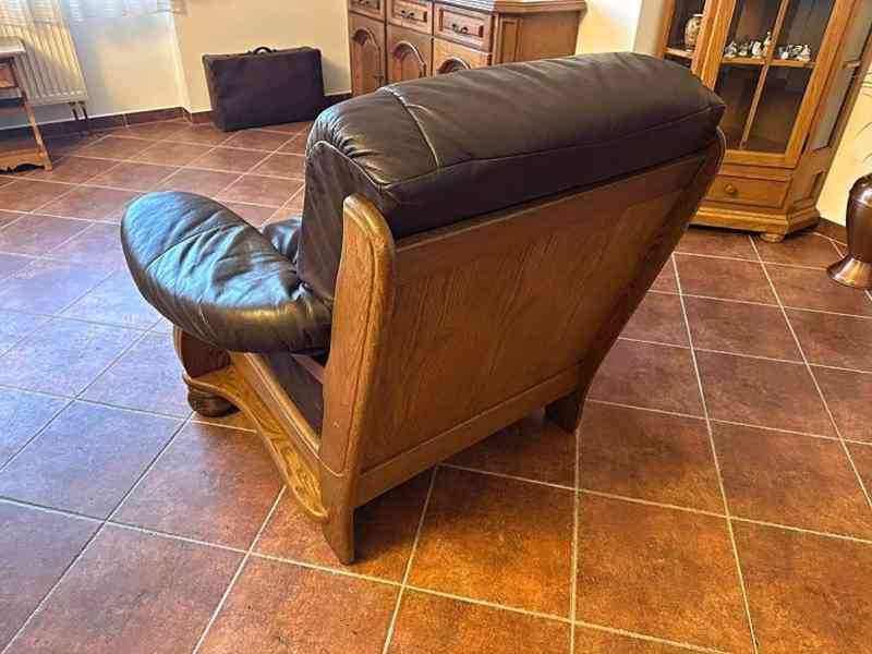  376 Kožené rustikální křeslo masiv  - foto 3