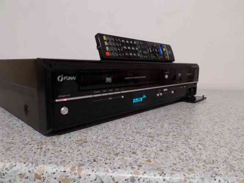 VHS-DVD rekordér FUNAI WD6D-D4413DB - foto 4