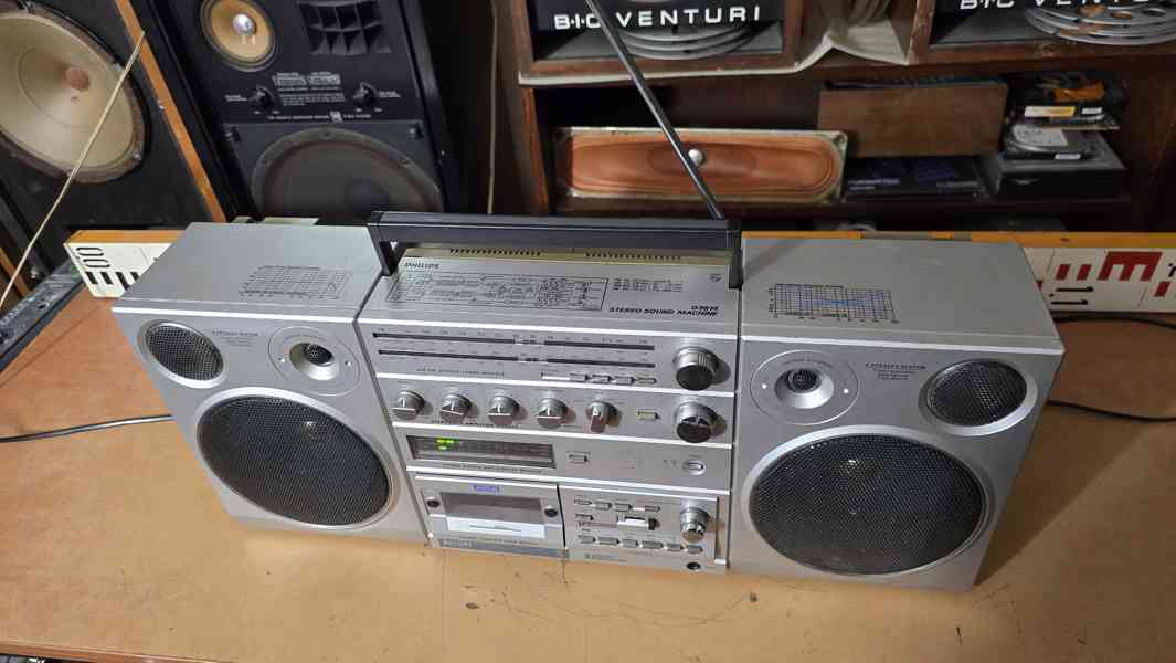 PHILIPS D8614 radiomagnetofon (předchůdce Tesla Condor) - foto 3