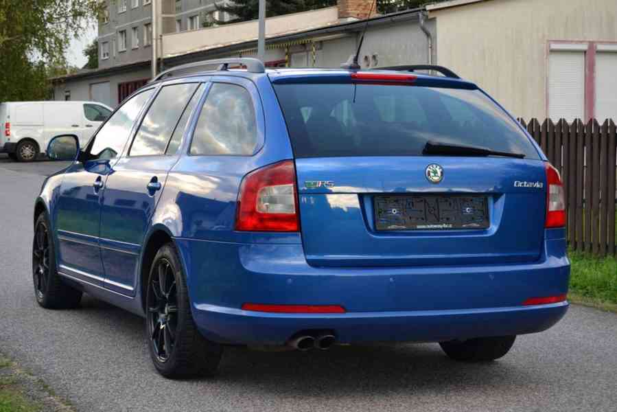 Škoda Octavia II 2.0 TDI 125kW RS kombi - foto 2