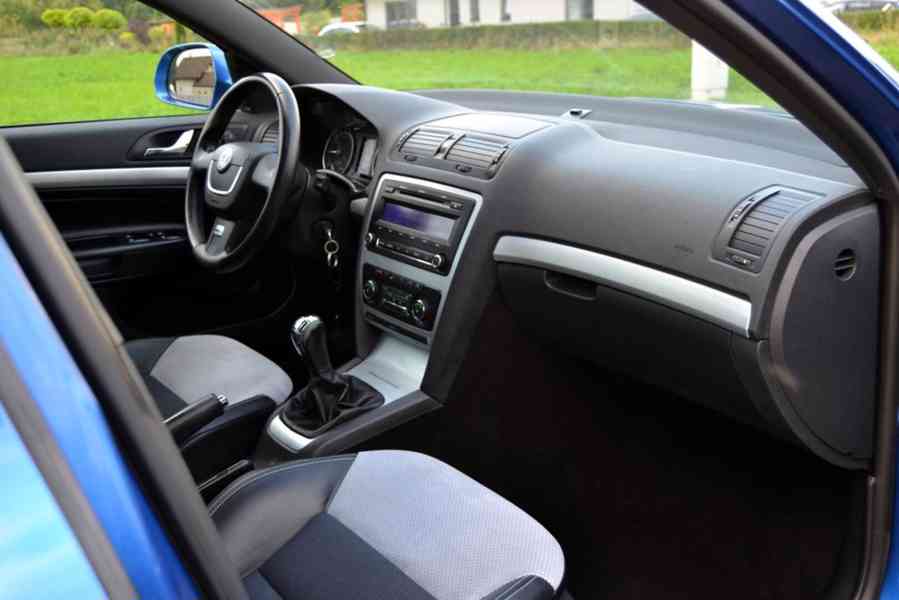 Škoda Octavia II 2.0 TDI 125kW RS kombi - foto 11