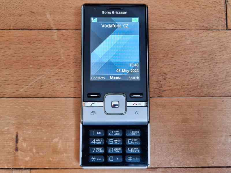 Sony Ericsson T715 ve stavu nového - foto 3