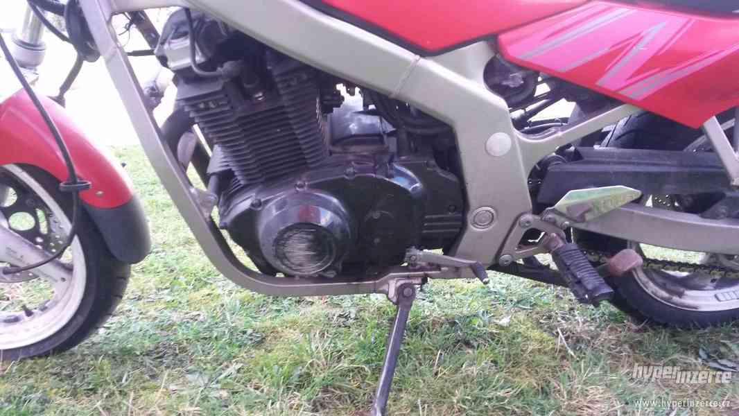 Suzuki GS500E - foto 3