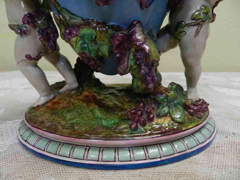 Luxusní velmi stará malovaná figurální Dóza s Putti Vejce - foto 2