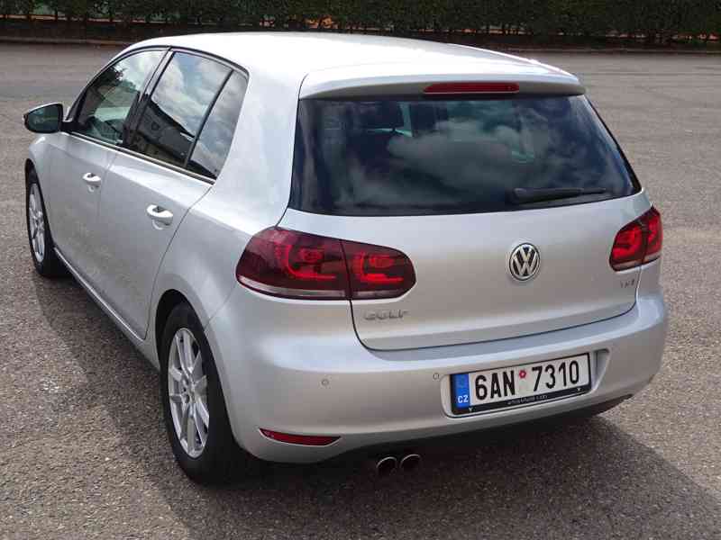 VW Golf 1.4 TSI r.v.2012 (90 kw) serviska - foto 4
