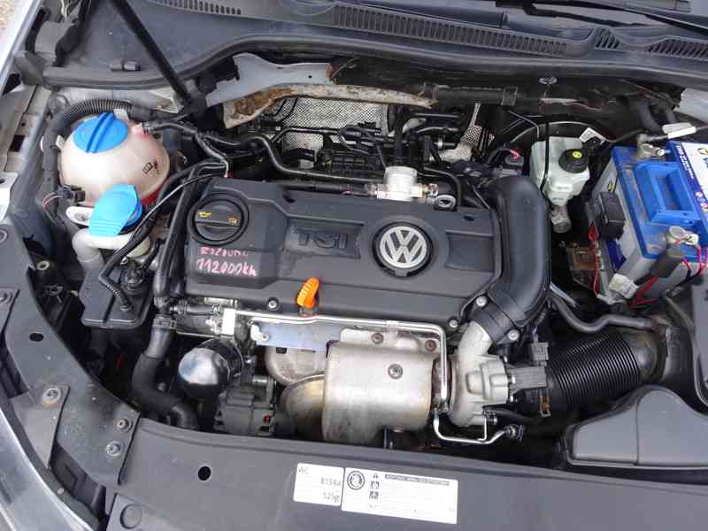 VW Golf 1.4 TSI r.v.2012 (90 kw) serviska - foto 18