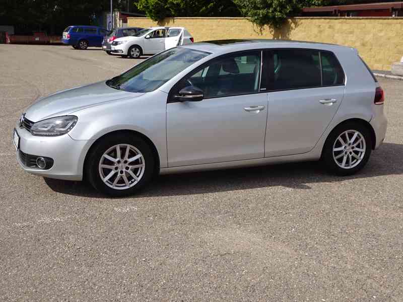 VW Golf 1.4 TSI r.v.2012 (90 kw) serviska - foto 3