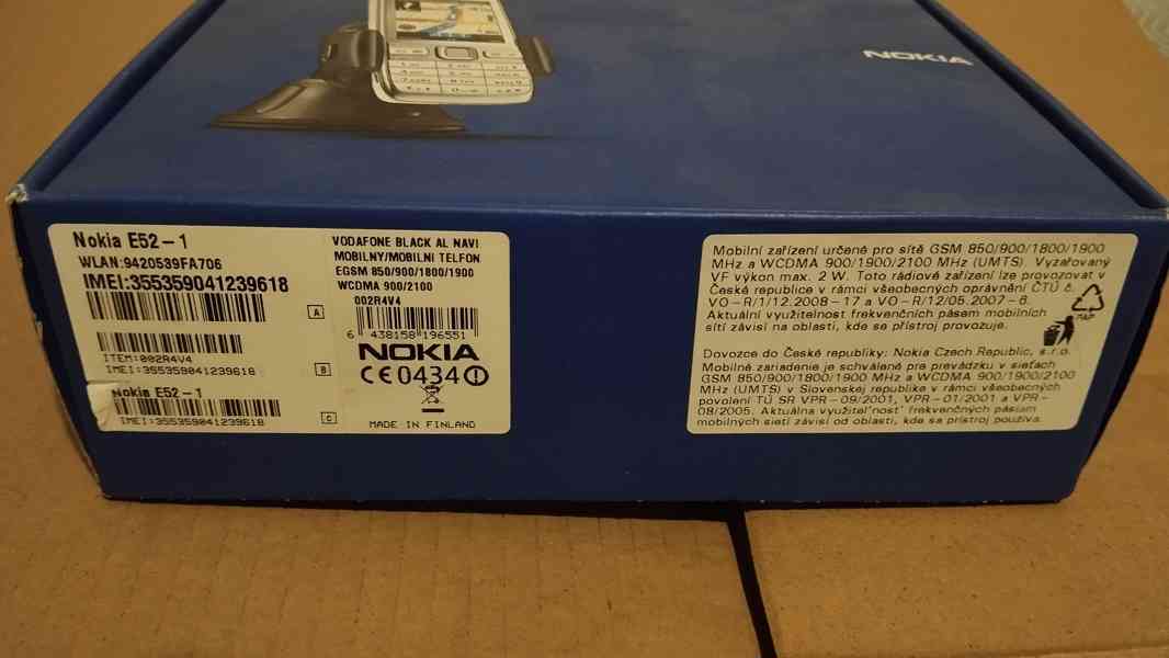 2x Nokia E52, Kompletní balení! - foto 11