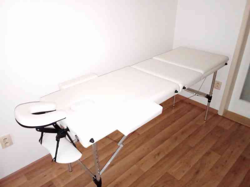 Masážní lehátko