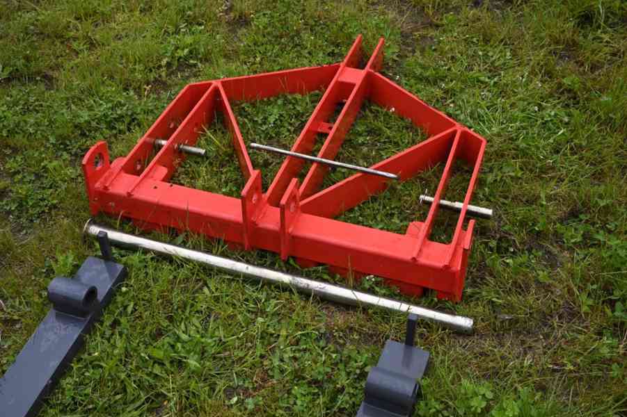 Paletizační vidle D - 1200 pro traktor - foto 4