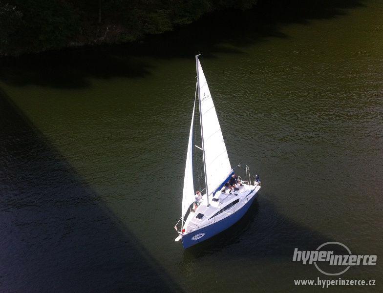 Krásné kajutové plachetnice k pronájmu - Slapská přehrada - foto 3