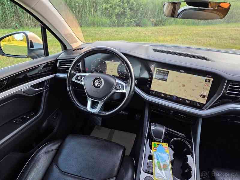 Volkswagen Touareg 3,0   TDI(210KW) HEZKÝ - foto 18