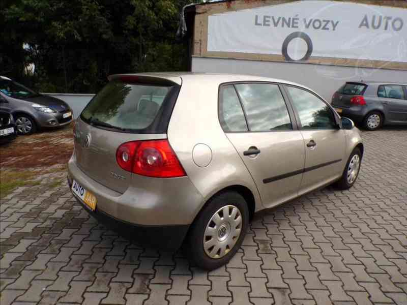 Vw Golf 2,0 FSI 110kW COMFORT - foto 4
