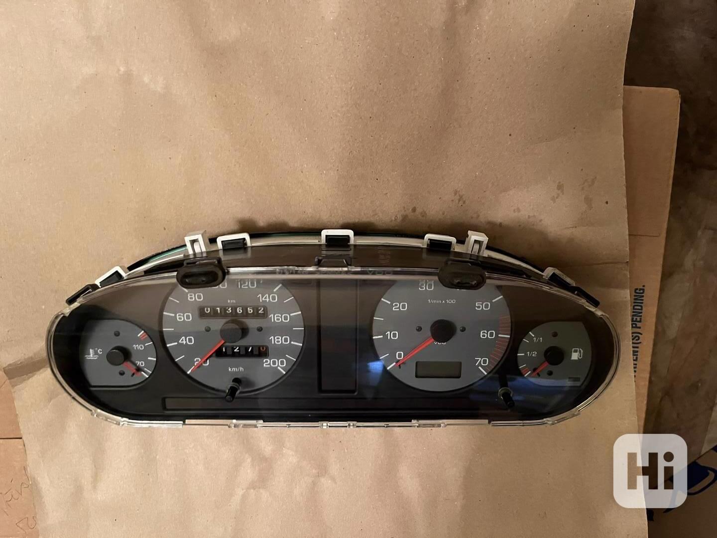 Přístrojová deska ŠKODA FELICIA - foto 1