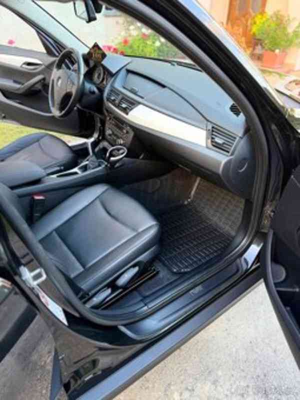 BMW X1 e84 18d xdrive 105kw 2009 najeto pouze 143tis, Tažné - foto 4