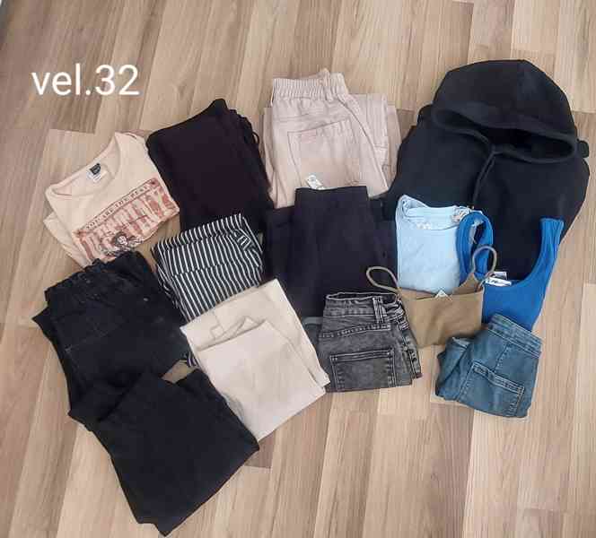 Oblečení vel.32