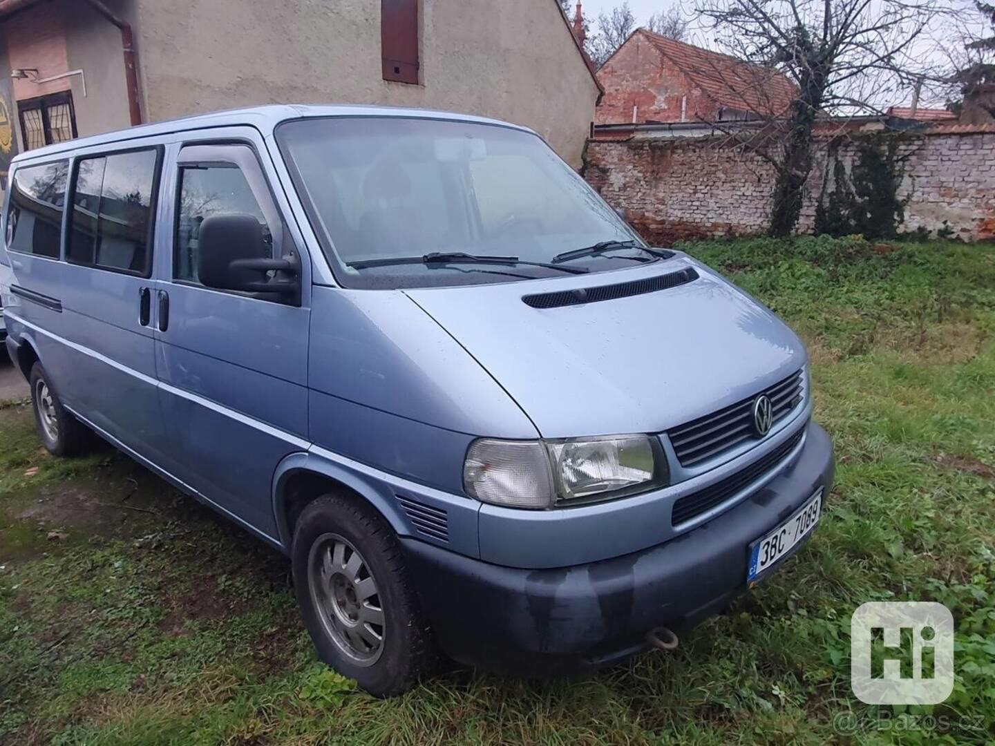 Volkswagen Caravelle 2,5 - foto 1
