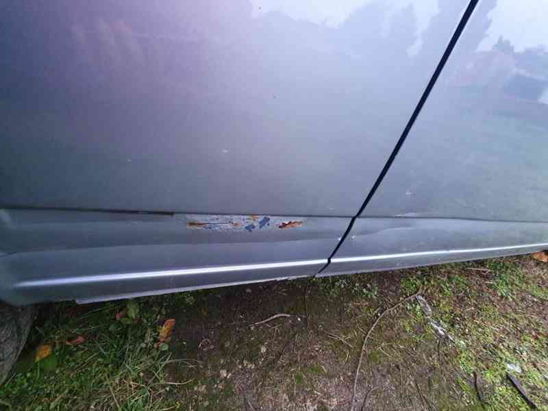 Volkswagen Caravelle 2,5 - foto 10