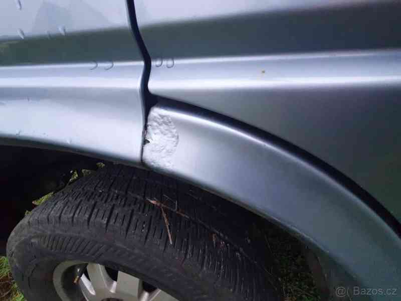 Volkswagen Caravelle 2,5 - foto 9