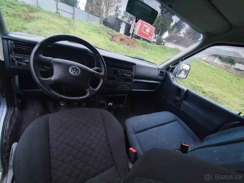 Volkswagen Caravelle 2,5 - foto 3