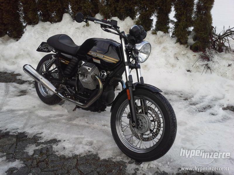 Moto Guzzi V7 Classic - foto 3