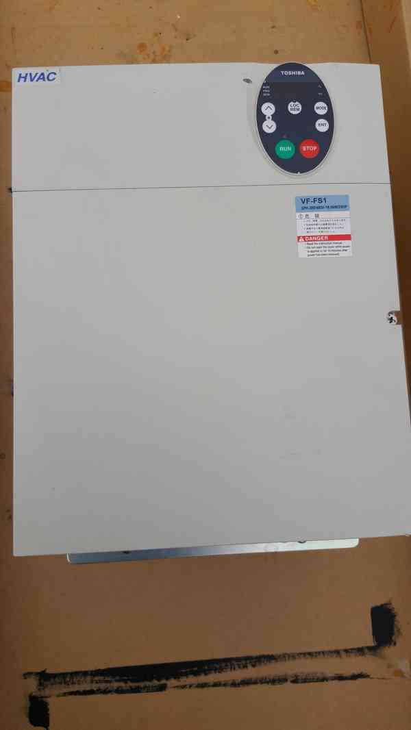 Frekvenční měniče Toshiba - foto 2