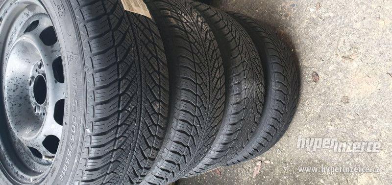 zimní Plechové disky ocel orig. BMW 1er 16580101 5x120 7jx16 - foto 2