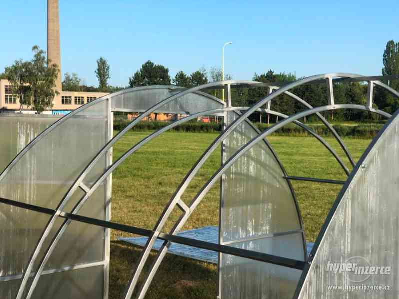 Zahradní skleník TITAN – polykarbonát 4mm - foto 5