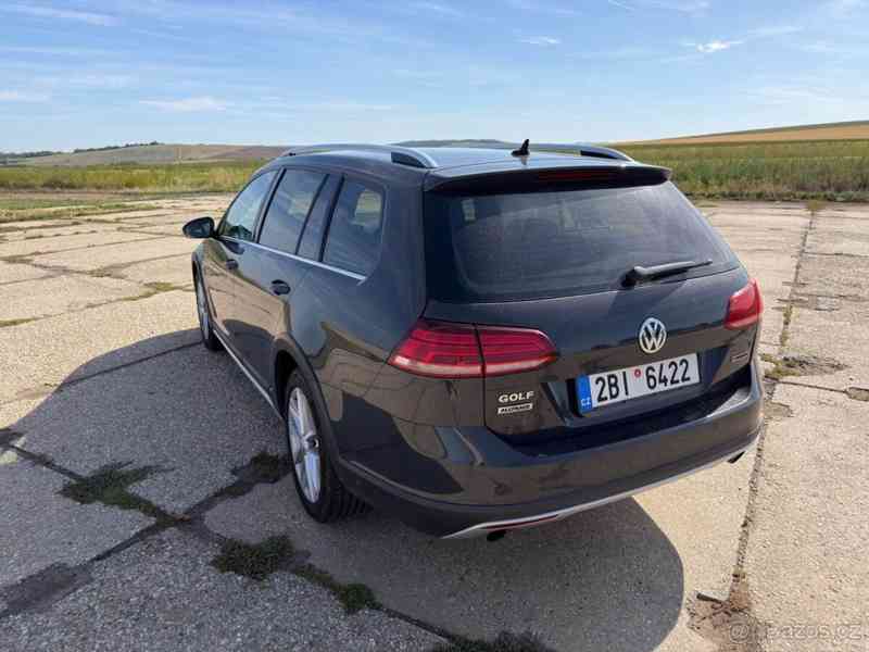 Volkswagen Golf 1,8   TSI 4MOTION DSG – 132 kW - foto 2