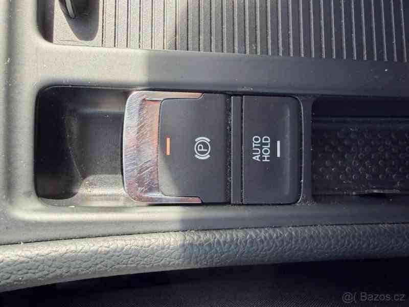 Volkswagen Golf 1,8   TSI 4MOTION DSG – 132 kW - foto 16