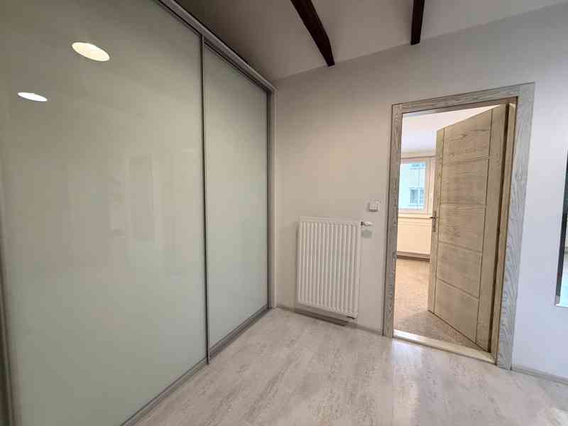 PRONÁJeM PROSTORNÉHO BYTU 3+KK, BRNO – KRÁLOVO POLE - foto 13