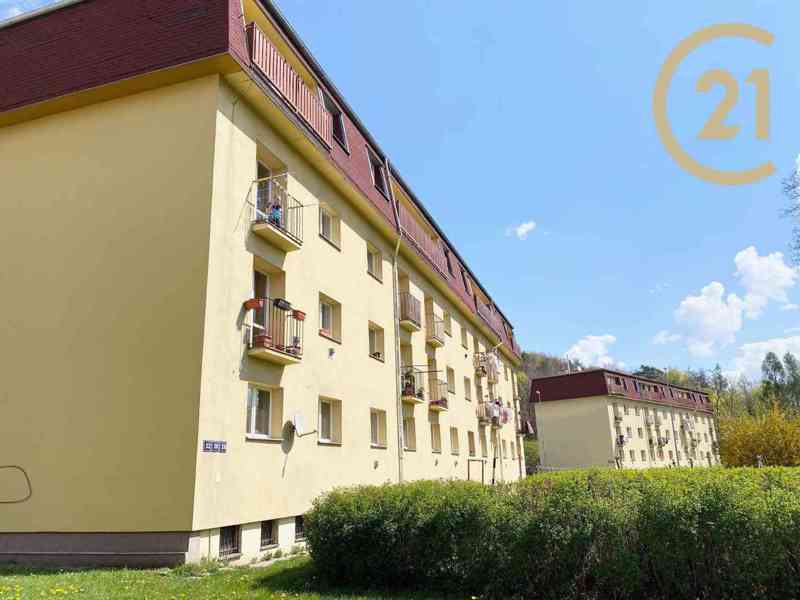 Krásný byt s výhledem do zeleně 2+1/B,  50m2 - Zahradníčkova Praha 5 - Motol - foto 2