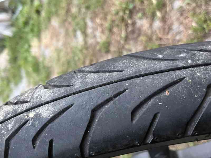 Honda CBR 125 R - foto 16