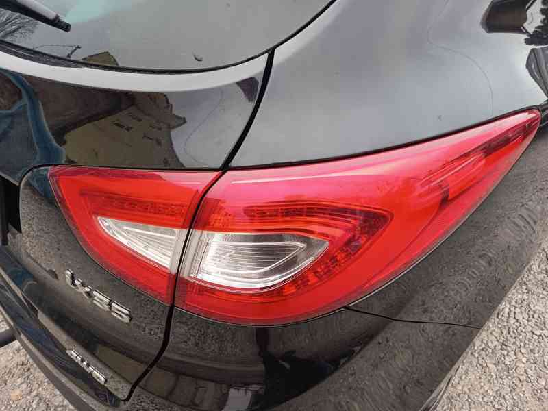 Hyundai ix35 2,0GDI 4WD ČR 1.maj 4x4  - foto 11