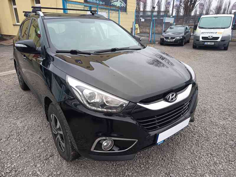 Hyundai ix35 2,0GDI 4WD ČR 1.maj 4x4  - foto 2