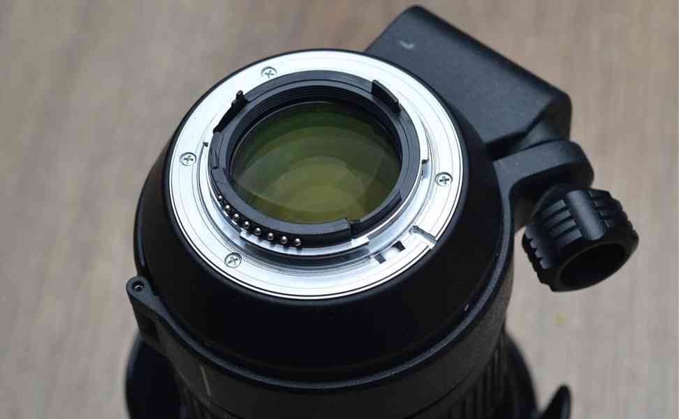 pro Nikon - Tamron AF SP 70-200mm f/2,8 Di MACRO - foto 5