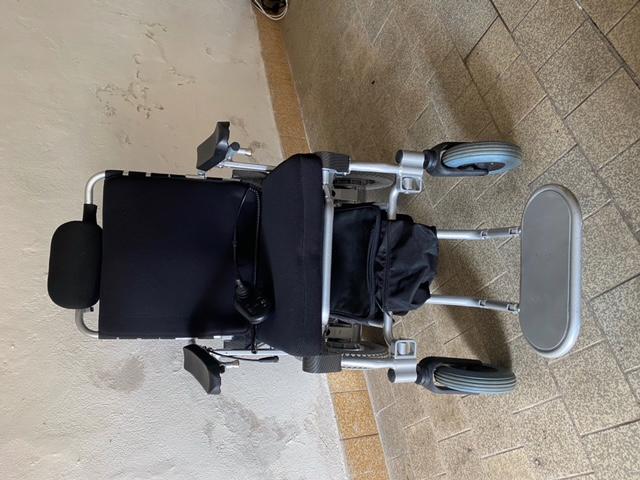 Elektrický invalidní vozík - foto 6