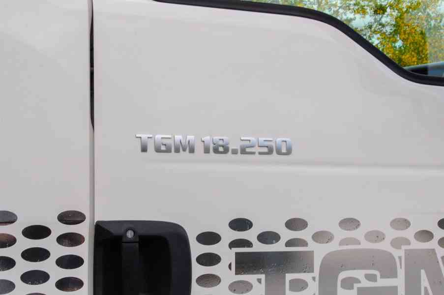 MAN TGM 18.250 - NOVÝ HÁKOVÝ NOSIČ KONTEJNERŮ CHARVÁT EU6 - foto 10